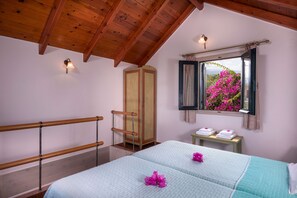 2 bedrooms, iron/ironing board, free WiFi, bed sheets - Orionas Village - Two bedroom Maisonette (Chania)