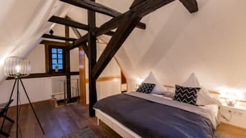 1 dormitorio, tabla de planchar con plancha, wifi gratis y ropa de cama