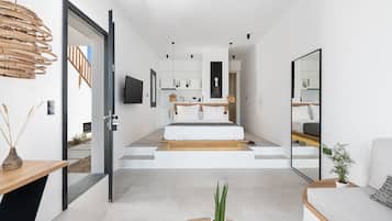 Provatas Smart Suite | 1 bedroom, premium bedding, down duvets, in-room safe