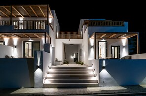 Exterior - Athina Milos Suites (Milos)