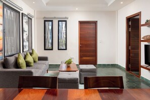 Unclassified image, 3 of 45, button - Home-like Family/Group Stay in Three-Bedroom Suite- Near Pubstreet, Old Market (Krong Siem Reap)