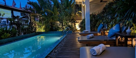 Piscine extérieure