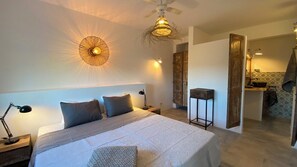 2 habitaciones, tabla de planchar con plancha y wifi gratis 