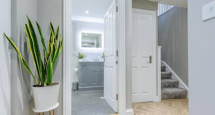 Superior Apartment Two Bedroomed Ensuite