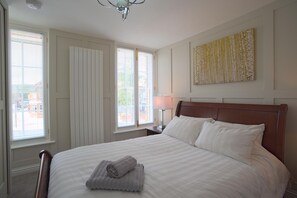 1 habitación, tabla de planchar con plancha, internet y ropa de cama 