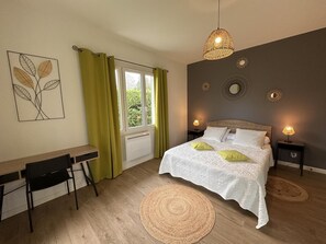 2 bedrooms, free WiFi