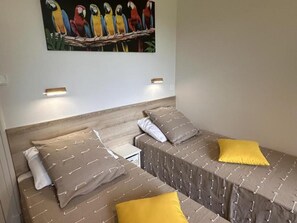 2 chambres, accès au Wi-Fi (inclus)
