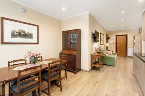 Dining - ROMAN DREAM I, exclusive apartment nearby Saint Peter's! (Roma)