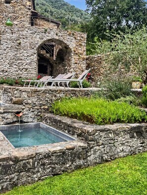 Property grounds - Olive Mill Immersed in Nature with Private Pool and Organic Vegetable Patch (Pigna)