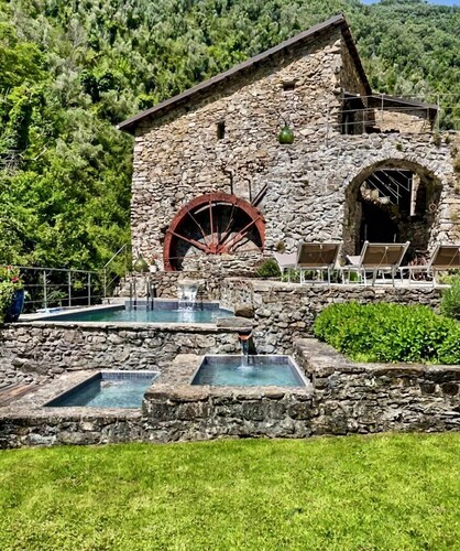 Olive Mill Immersed in Nature with Private Pool and Organic Vegetable Patch