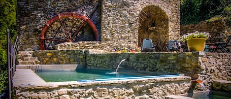 Piscine extérieure
