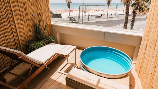 Exclusive Double or Twin Room, Terrace, Sea View | Egyptian cotton sheets, premium bedding, minibar, desk - The Seven Seas Tel Aviv (Tel Aviv)