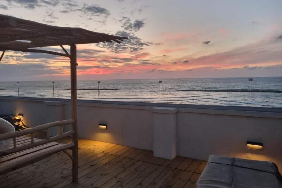 Panoramic Studio, Terrace, Ocean View | Egyptian cotton sheets, premium bedding, minibar, desk