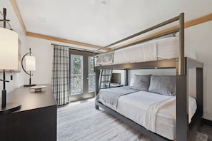 2 bedrooms, iron/ironing board, travel crib, WiFi - The Charter at Beaver Creek C430 (Beaver Creek)