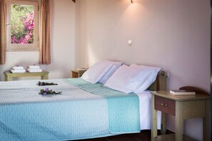 1 chambre, fer et planche à repasser, Wi-Fi gratuit, draps fournis