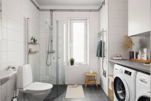 Sèche-cheveux, savon