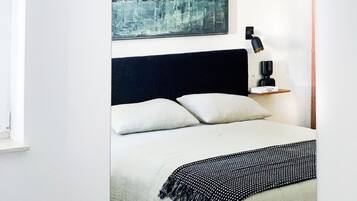 1 多间卧室、熨斗/熨衣板、WiFi、床单