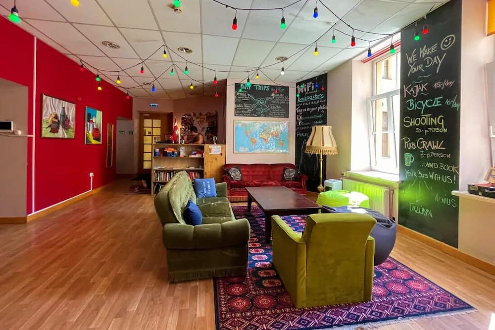 Cinnamon Sally Backpackers Hostel