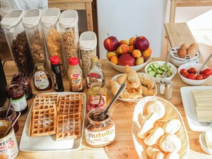 Ilmainen päivittäinen buffetaamiainen 