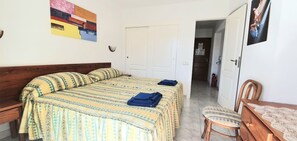 1 bedroom, in-room safe, iron/ironing board, free WiFi