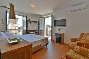 Standard-Doppel- oder -Zweibettzimmer