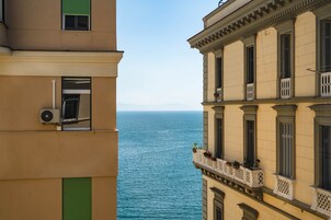 Camera Deluxe con letto matrimoniale o 2 letti singoli | Vista mare