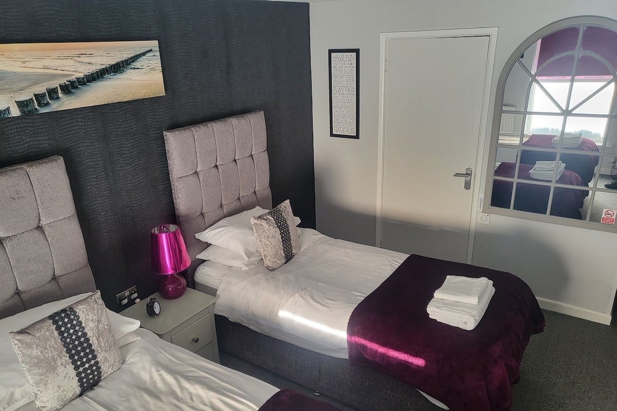 1 quarto, roupas de cama premium, individualmente decorados