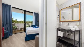Standard Room, Balcony | In-room safe, desk, free cots/infant beds, free WiFi
