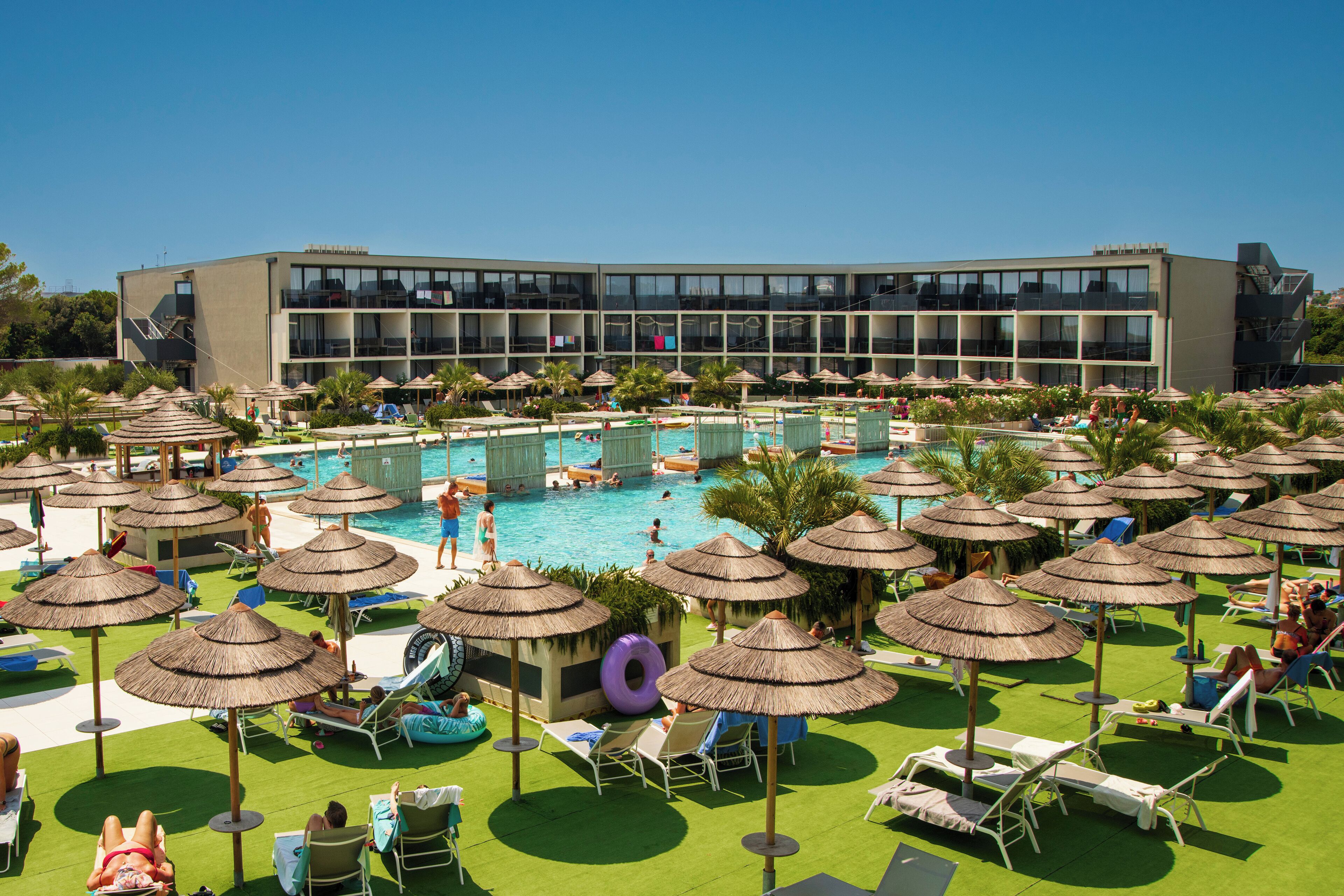 واجهة المنشأة