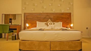 Deluxe Double Room | Minibar, in-room safe, iron/ironing board, free WiFi