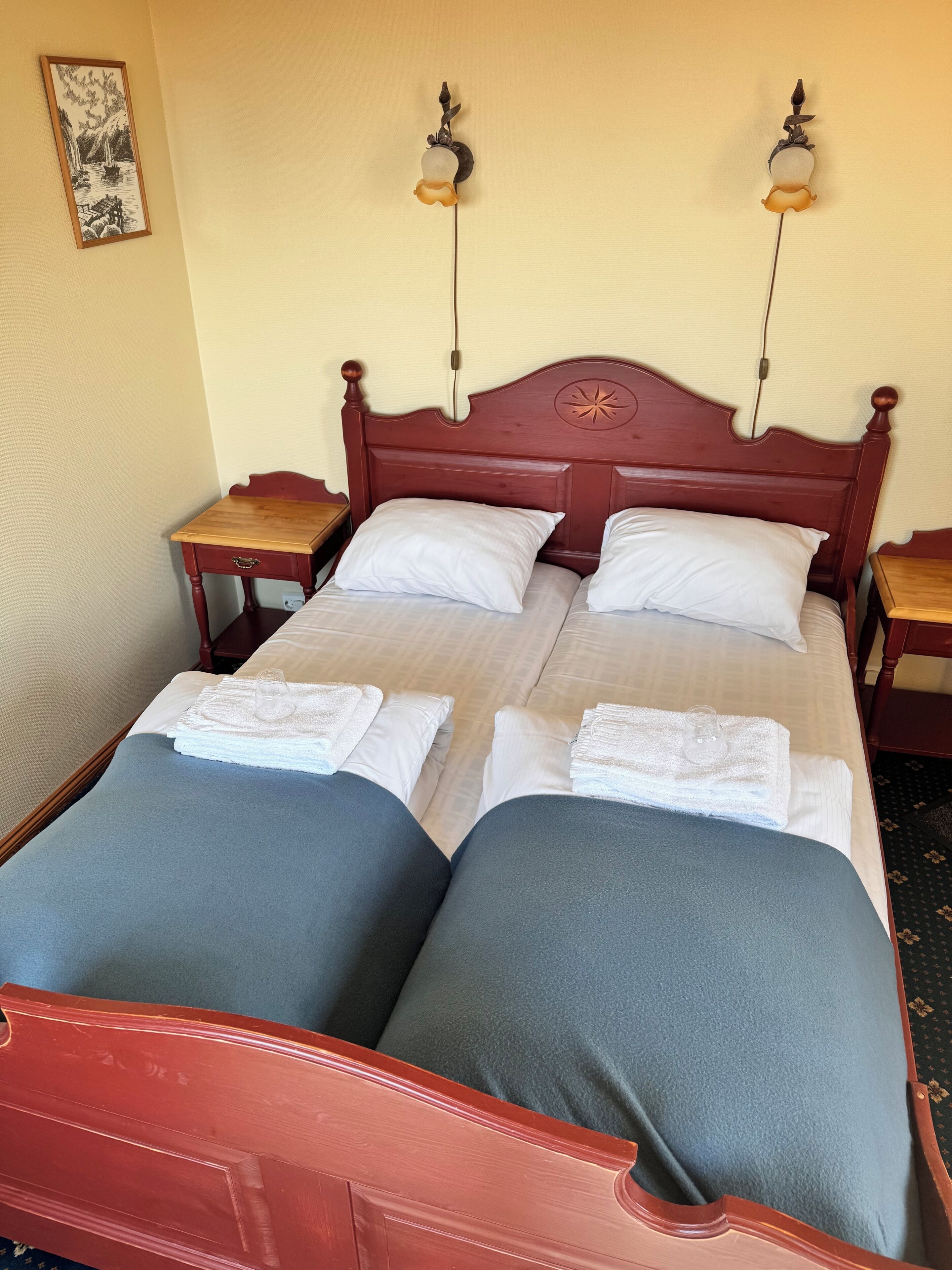 Double Room | Premium bedding, soundproofing, free WiFi, bed sheets