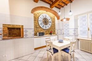 Dining - Piazza Grande Boutique Apartment (Arezzo)