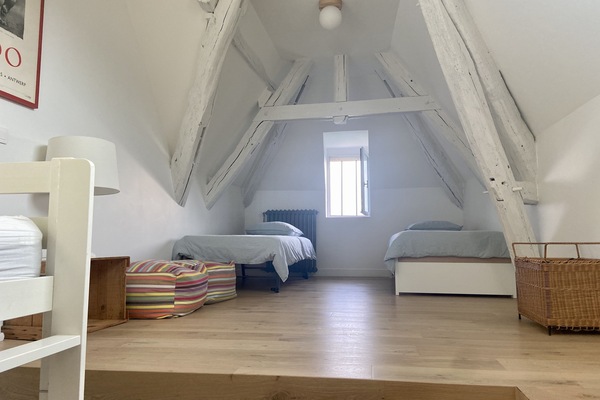 6 habitaciones, escritorio, cuna de viaje y wifi gratis