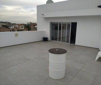 Modern Suite, XL balcony, parking