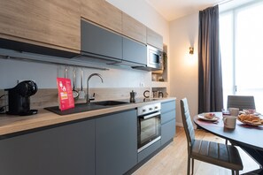 Frigorifero, microonde, forno, lavastoviglie