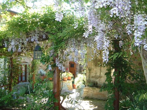 ROMANTIC 17C VILLA -Fabulous VIEWS-Stunning POOL Complex.HOT TUB.PIZZA OVEN.A/C