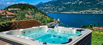 Casa Marina Bellagio private garden (AC/jacuzzi)