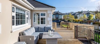 Outstanding  Luxurious House in Killarney- 5mins walk to Killarney Town Centre 