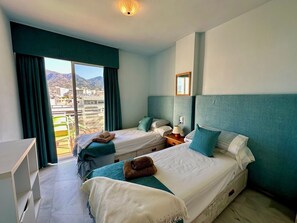 3 habitaciones, tabla de planchar con plancha y wifi gratis