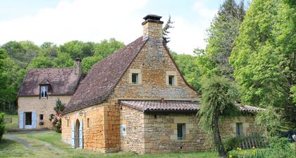 Sarlat la Canéda, Moulin Bas dans la trÚs jolie vallée de l'Enéa