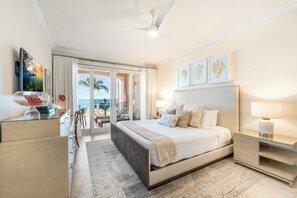 3 bedrooms, iron/ironing board, travel cot, free WiFi - Beachcomber 9 by Grand Cayman Villas (7 Mile Beach)