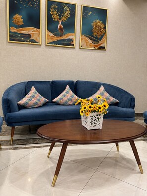 Reception - Human Hotel (Tashkent)