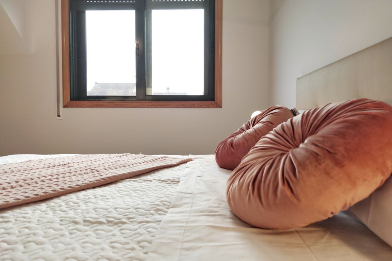 2 dormitorios, tabla de planchar con plancha, cuna de viaje y wifi