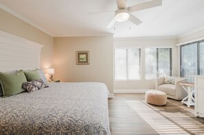 2 slaapkamers, een strijkplank/strijkijzer, gratis wifi, beddengoed