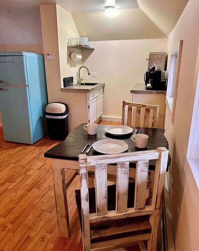 $0 Fees Cozy Apt Minutes to Okemo & Pet Friendly