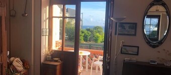 Charming family villa 50 metres from the main beach