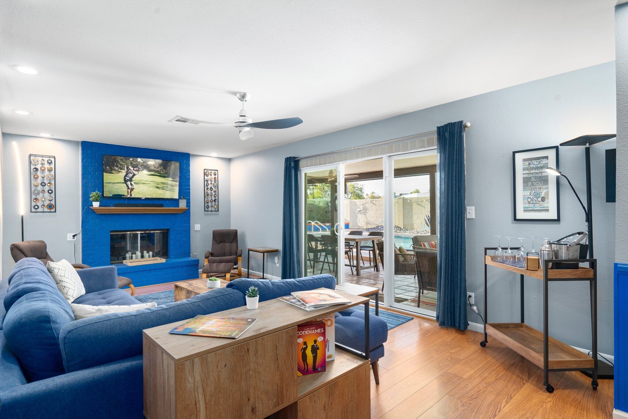 Téléviseur connecté, jeux vidéo, bureau