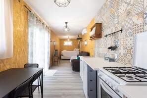 1 camera, ferro/asse da stiro, Wi-Fi gratuito, lenzuola