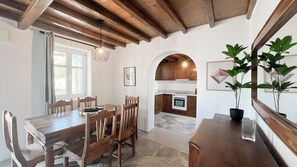 Family House, Pool View | Dining - Pool House in Ornos (Mykonos)