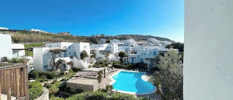 Family House, Pool View | Pool | Outdoor pool